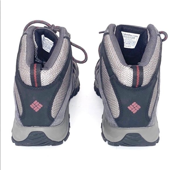 Columbia Unisx Gray Crestwood Mid Waterproof Hiking Boot main image 9